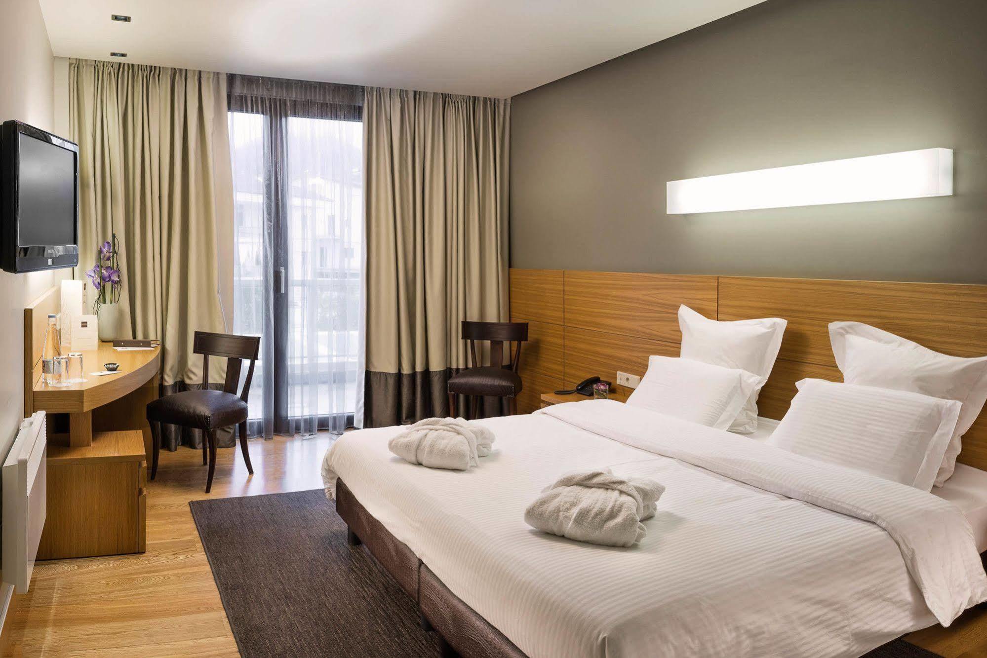 Esperos Palace Luxury & Spa Hotel Kastoria Buitenkant foto