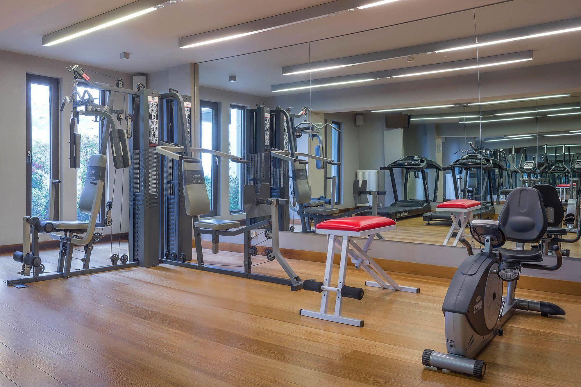 Esperos Palace Luxury & Spa Hotel Kastoria Buitenkant foto